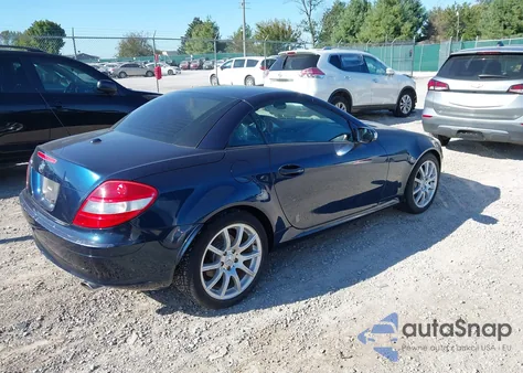 2006 Mercedes-Benz Slk 350 from USA, damaged, VIN WDBWK56F06F112525